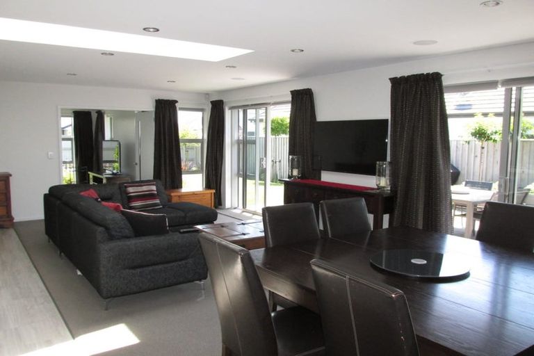 Photo of property in 7 Torrey Pines, Waimairi Beach, Christchurch, 8083
