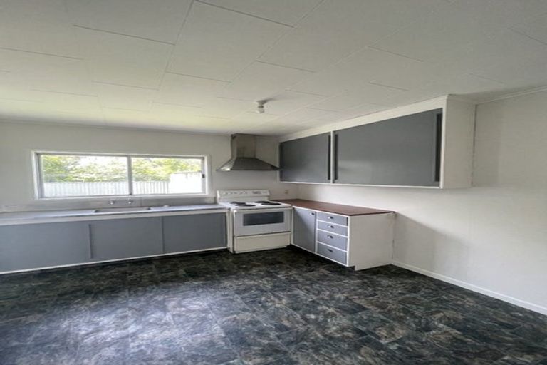 Photo of property in 13 Merton Crescent, Pirimai, Napier, 4112