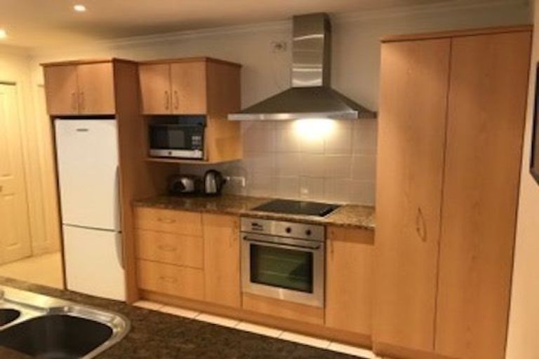 Photo of property in 1 Queen Street, New Plymouth, 4310