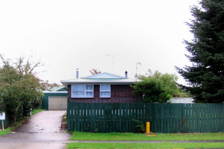 Photo of property in 14 Chartwell Drive, Tokoroa, 3420