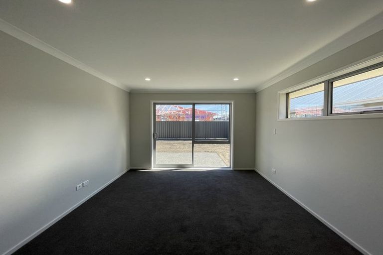 Photo of property in 16 Whangaehu Place, Te Awa, Napier, 4110