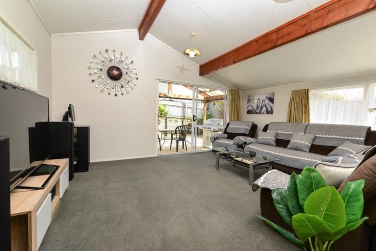 Photo of property in 4 Russleigh Drive, Dinsdale, Hamilton, 3204