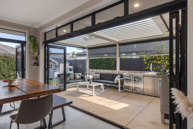 Photo of property in 38 Palazzo Drive, Papamoa Beach, Papamoa, 3118