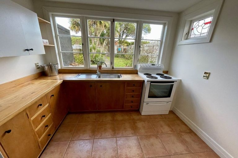 Photo of property in 12 Normanby Street, Newtown, Wellington, 6021