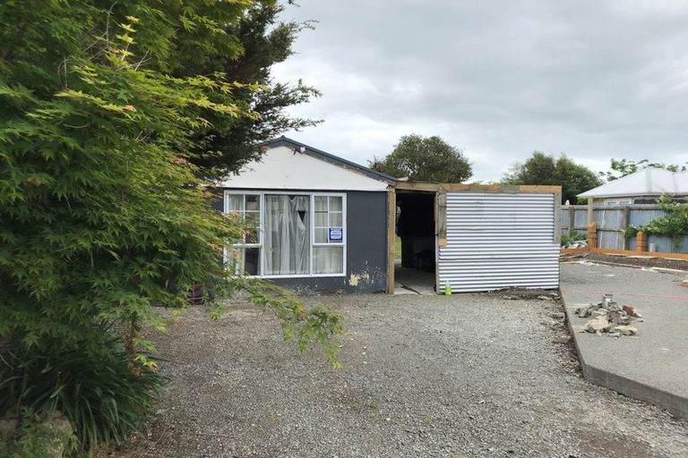 Photo of property in 10 Woodend Road, Woodend, 7610