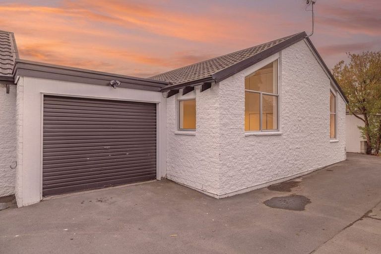 Photo of property in 1/20b Hillsborough Terrace, Hillsborough, Christchurch, 8022