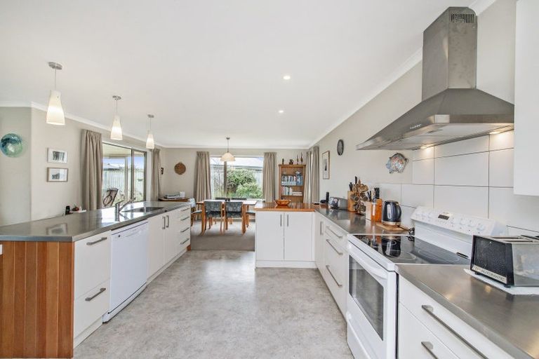 Photo of property in 38 Beachvale Drive, Kaiapoi, 7630