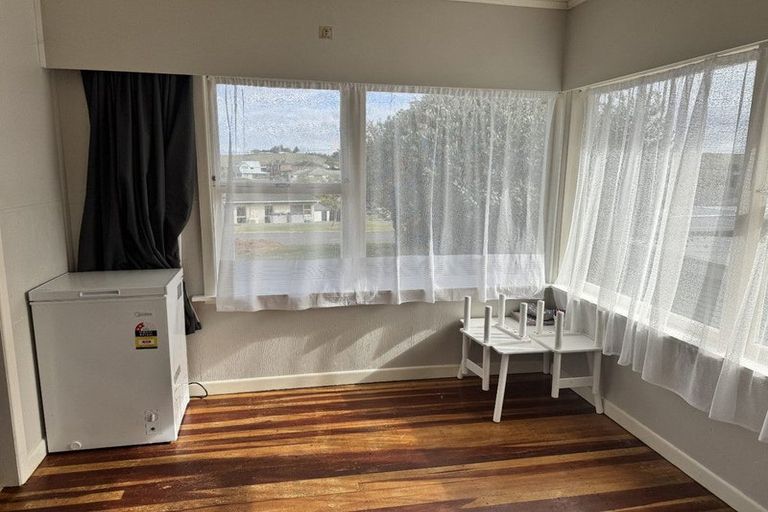 Photo of property in 14 Cowley Drive, Temple View, Hamilton, 3218