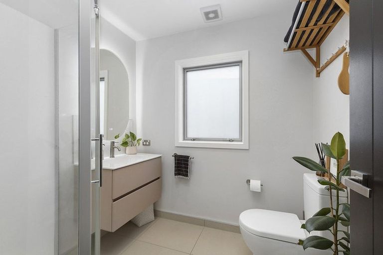 Photo of property in 405b Karori Road, Karori, Wellington, 6012