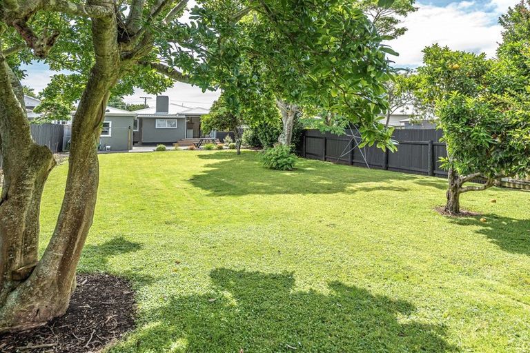Photo of property in 27 Lewis Avenue, Aramoho, Whanganui, 4500