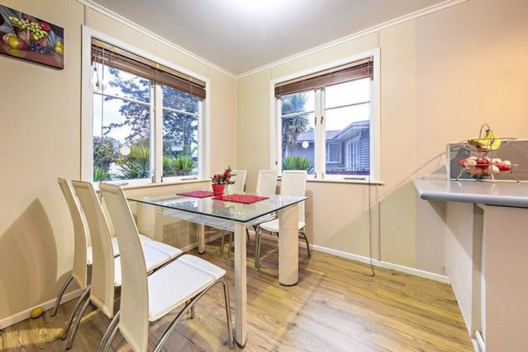 Photo of property in 9 Eastburn Street, Papakura, 2110