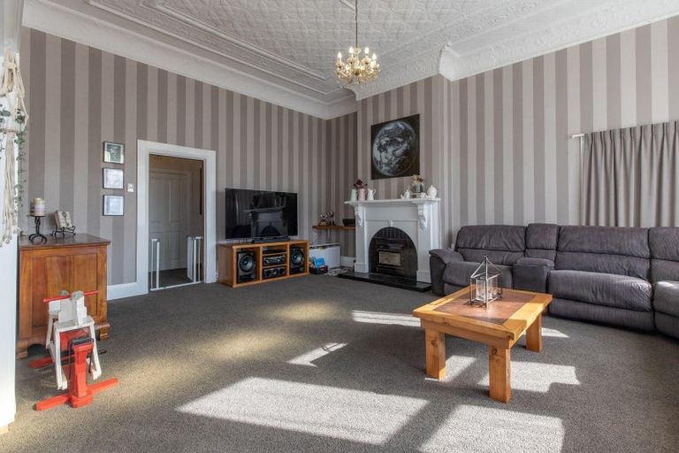 Photo of property in 2 Manila Street, Dannevirke, 4930