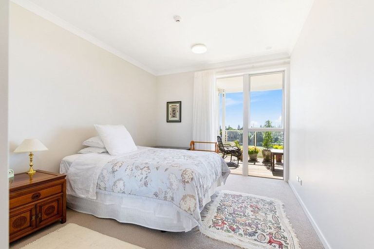 Photo of property in 110 Rewa Rewa Lane, Orewa, 0931