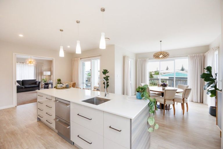 Photo of property in 9 Roore Street, Foxton Beach, Foxton, 4815