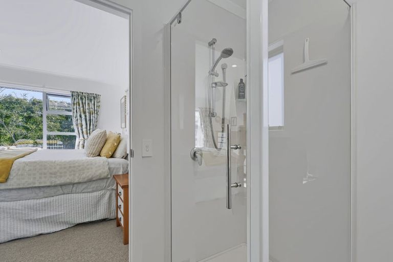 Photo of property in 33 Navigation Drive, Cooks Beach, Whitianga, 3591