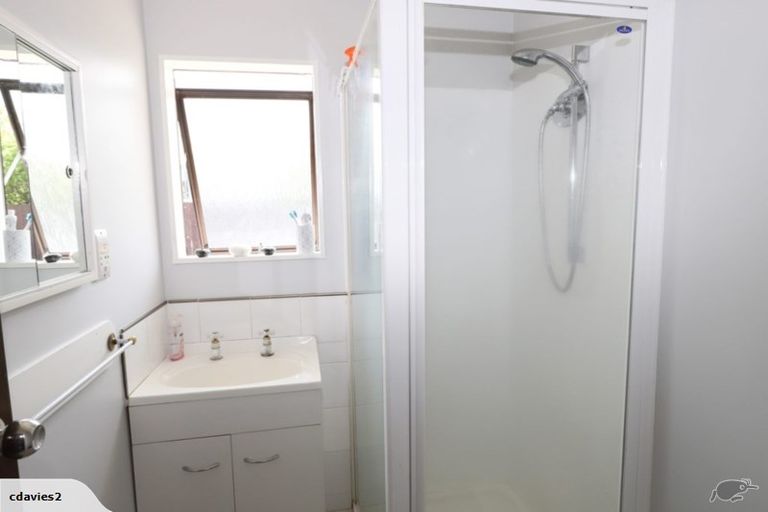 Photo of property in 48 Acacia Street, Kelvin Grove, Palmerston North, 4414