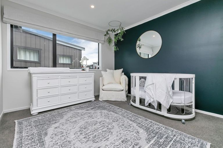 Photo of property in 33 Mapou Road, Hobsonville, Auckland, 0616