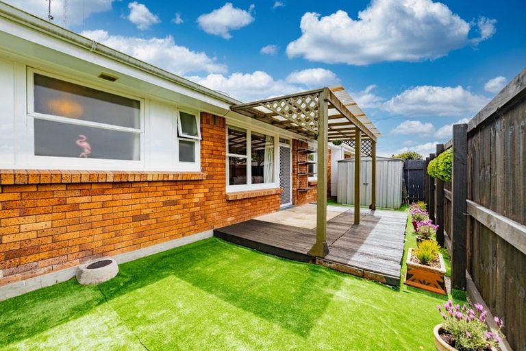 Photo of property in 2/11 Bryce Street, Cambridge, 3434