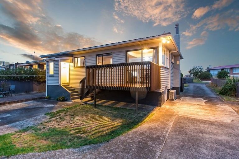 Photo of property in 10 Boon Street, Manurewa, Auckland, 2102