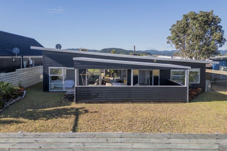 Photo of property in 127 The Fairway, Matarangi, Whitianga, 3592