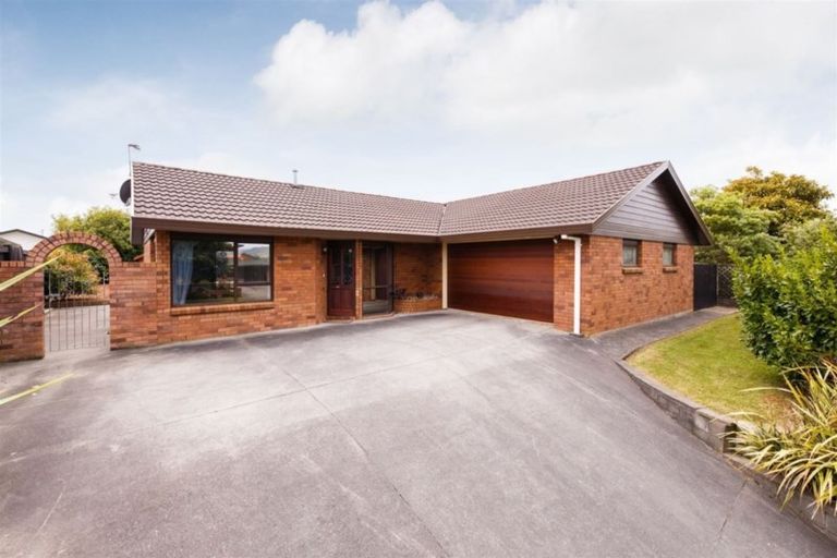 Photo of property in 77 Pacific Drive, Fitzherbert, Palmerston North, 4410