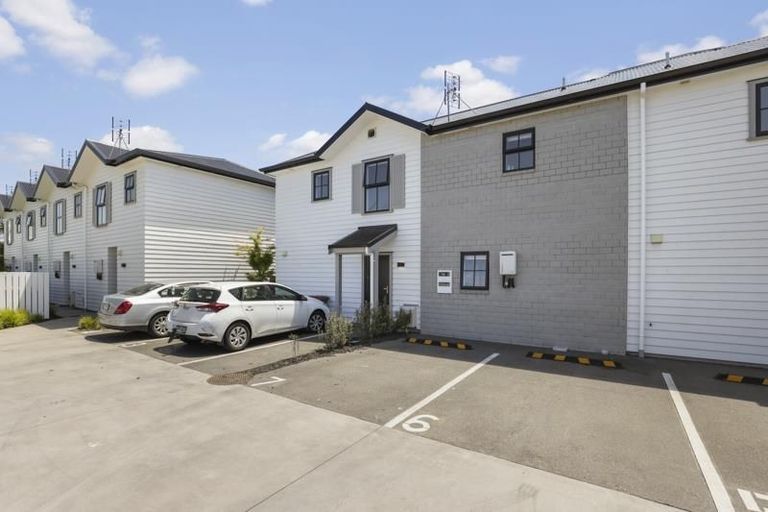 Photo of property in 3/135 Silverdale Road, Hillcrest, Hamilton, 3216