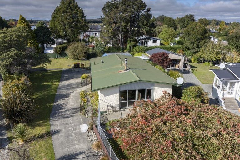 Photo of property in 73 Mackinnon Loop, Te Anau, 9600