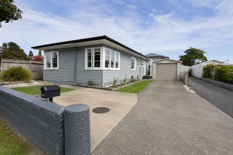 Photo of property in 34 Barry Avenue, Whakatane, 3120