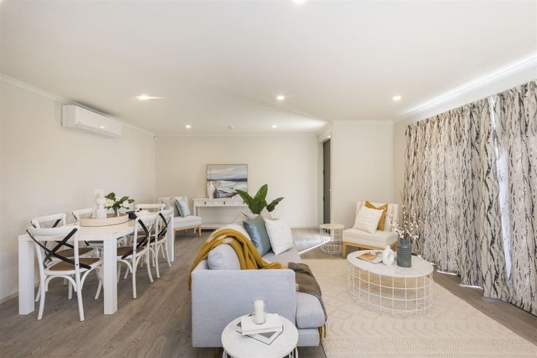 Photo of property in 38 Silicon Way, Fitzherbert, Palmerston North, 4410