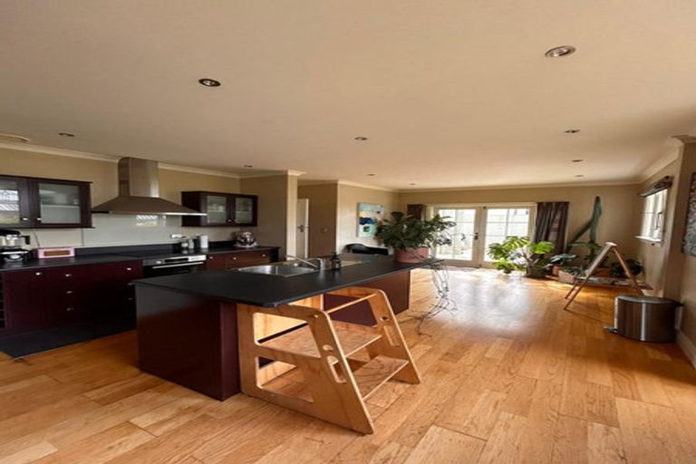 Photo of property in 243 Highgate, Roslyn, Dunedin, 9010