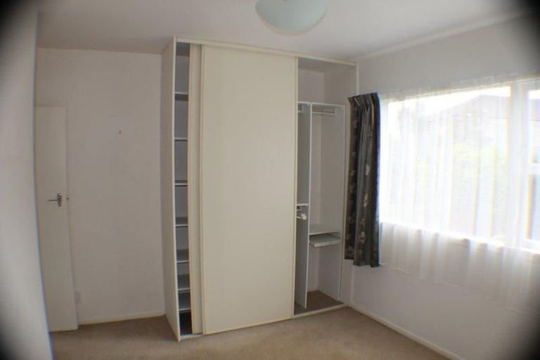 Photo of property in 1/133 Shakespeare Road, Milford, Auckland, 0620