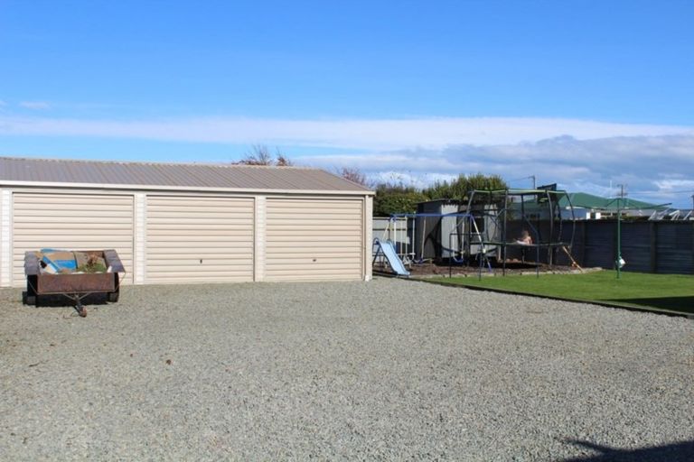Photo of property in 79 Albert Street, Winton, 9720