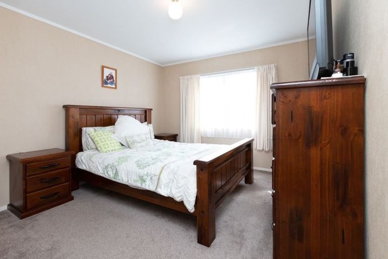 Photo of property in 13b Livingstone Avenue, Nawton, Hamilton, 3200
