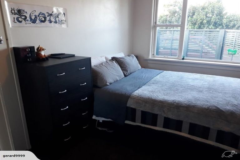 Photo of property in 53 Manor Place, Dunedin Central, Dunedin, 9016