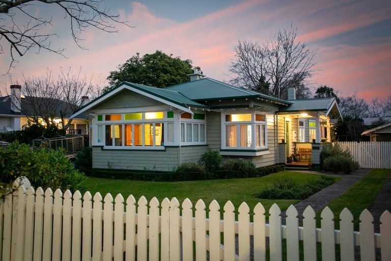 Photo of property in 169 Victoria Street, Cambridge, 3434