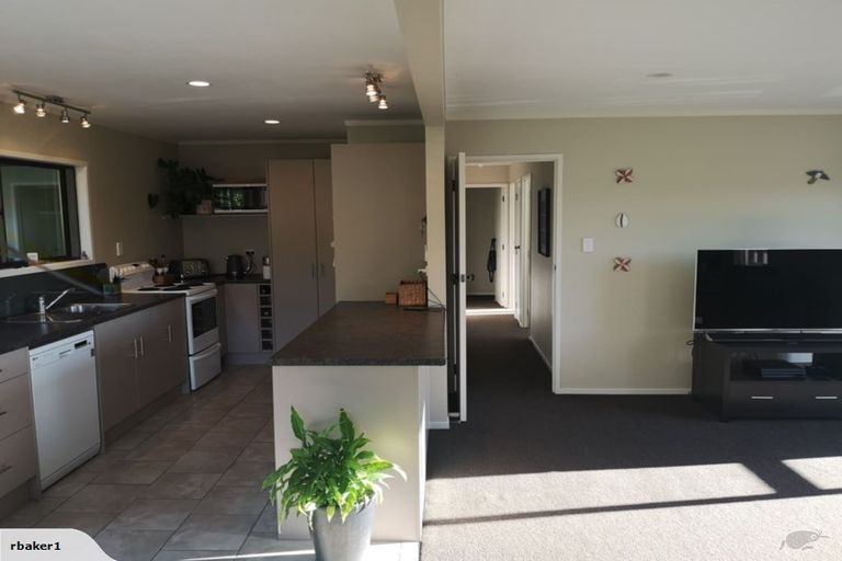 Photo of property in 8 Arawa Place, Onerahi, Whangarei, 0110