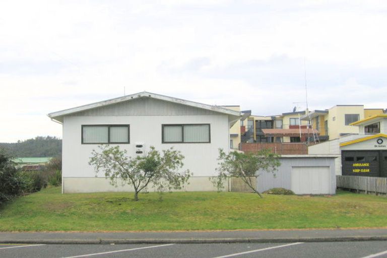 Photo of property in 104 Lincoln Road, Whangamata, 3620