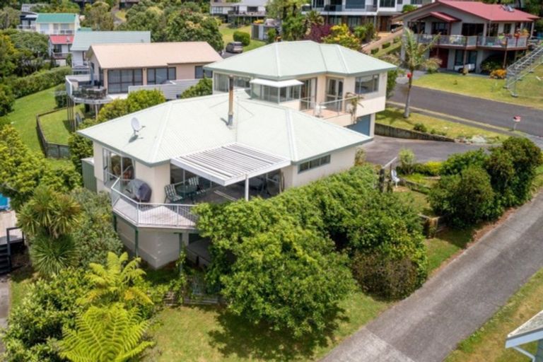Photo of property in 217 Russell Bruce Place, Onemana, Whangamata, 3691