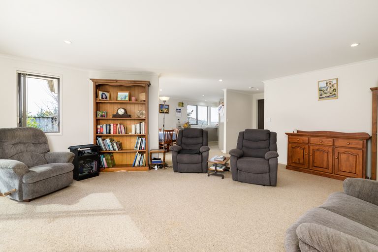 Photo of property in 25 Galloway Crescent, Pyes Pa, Tauranga, 3112