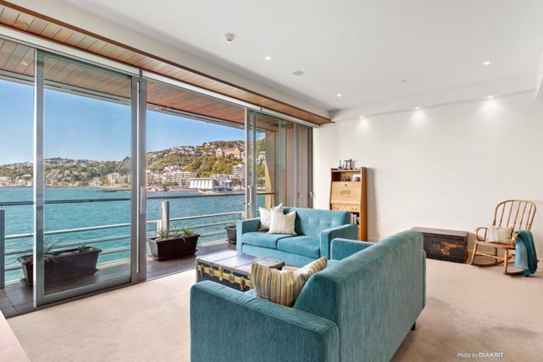 Photo of property in Clyde Quay Wharf, 1a/3 Clyde Quay Wharf, Te Aro, Wellington, 6011