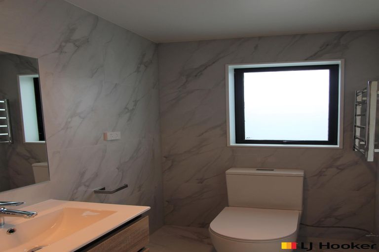 Photo of property in 9a Putiputi Way, Papakura, 2110