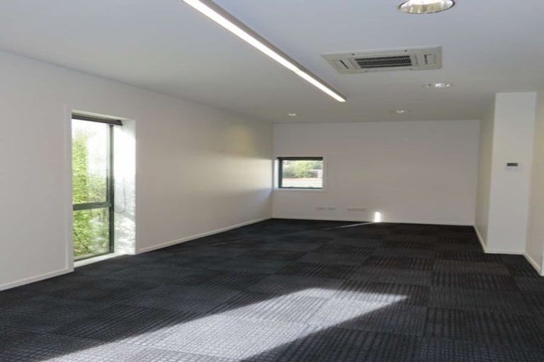 Photo of property in 184 Johns Road, Northwood, Christchurch, 8051