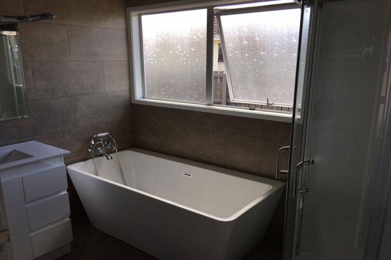 Photo of property in 101 Hyperion Drive, Randwick Park, Auckland, 2105