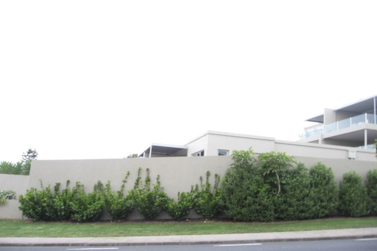 Photo of property in 2/12 Pigeon Mountain Road, Half Moon Bay, Auckland, 2012