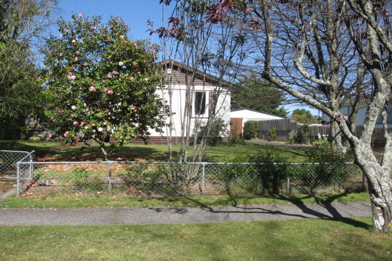 Photo of property in 75 Rangipoia Place, Turangi, 3334