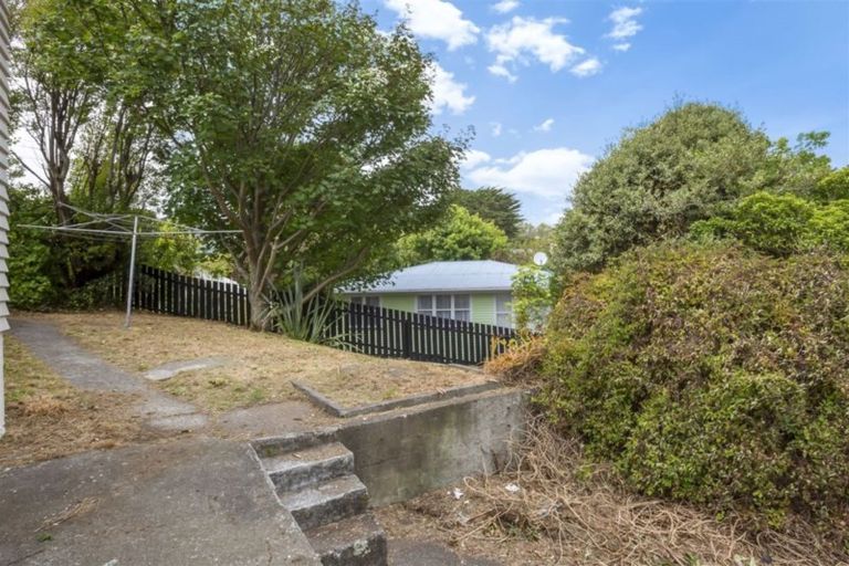 Photo of property in 18 Gear Terrace, Ranui, Porirua, 5024