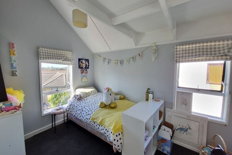 Photo of property in 3/7 Koromiko Street, New Lynn, Auckland, 0600