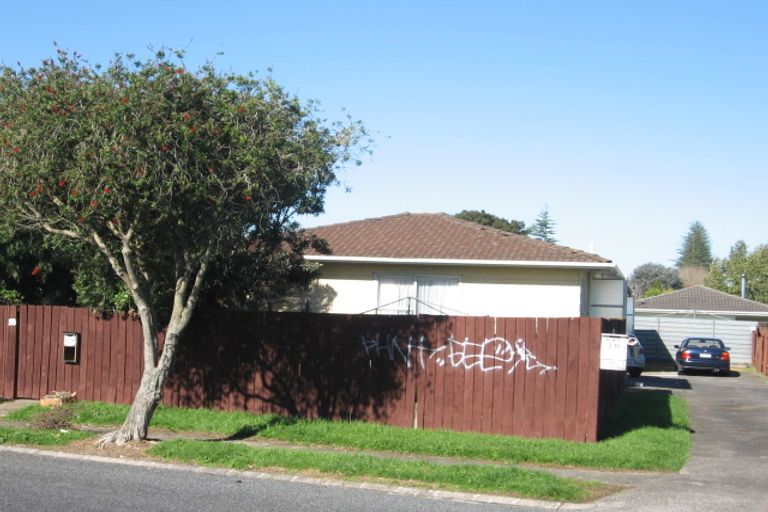 Photo of property in 7b Helms Place, Manurewa, Auckland, 2102