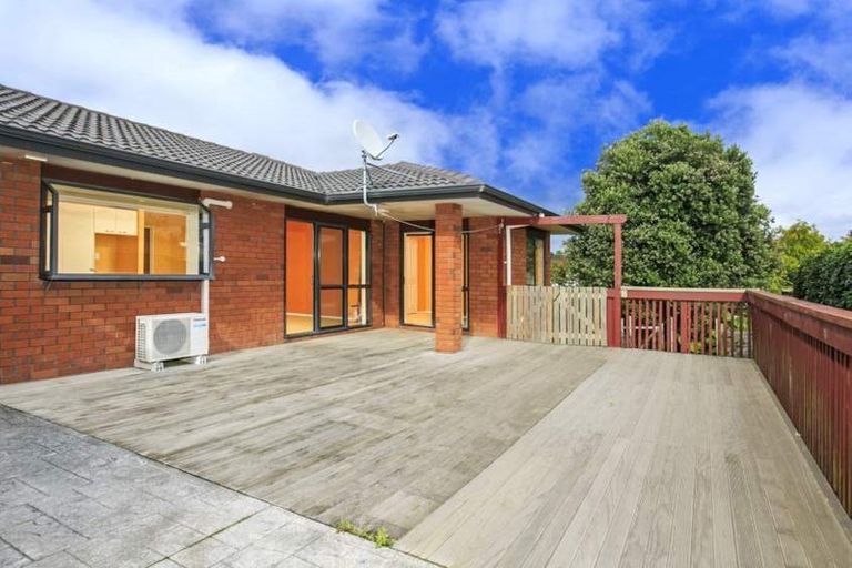 Photo of property in 16 Adelphi Place, Albany, Auckland, 0632