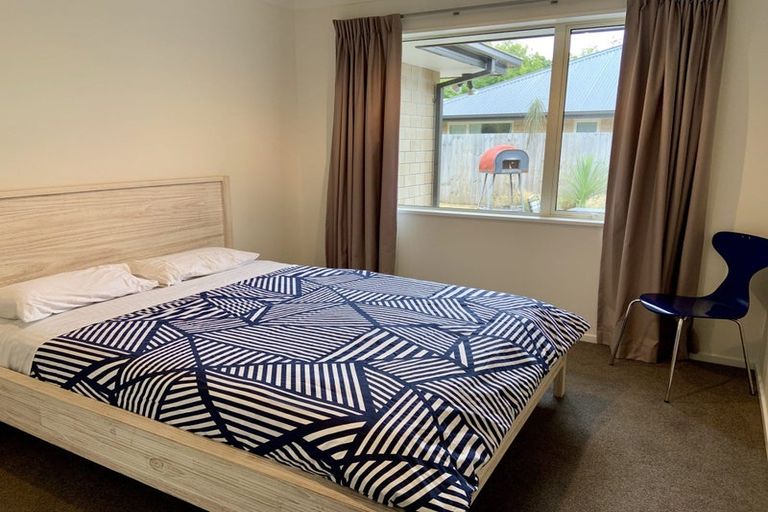 Photo of property in 10 Rollin Street, Heathcote Valley, Christchurch, 8022